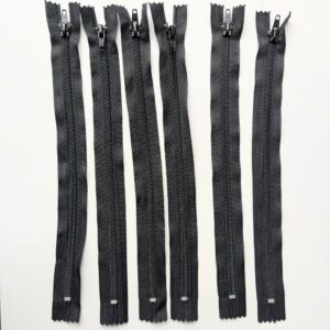 Zipper Bundle: Black Nylon Closed End 30cm (6pcs)
