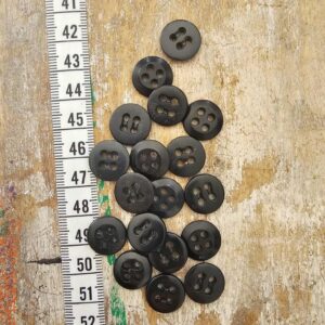 Black Buttons x 18