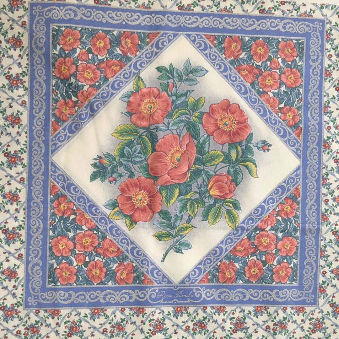 Floral Lattice by Humberto Padron Quilting Cotton Panels (115cm x 135cm)