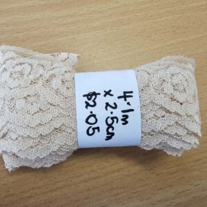 Beige Lace Trim (25mm x 4.1m)