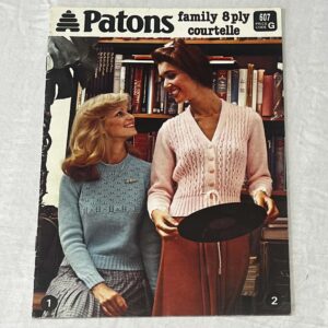 Patons Knitting Booklet #607 Family Clothing Size 31-43 chest (8 patterns)