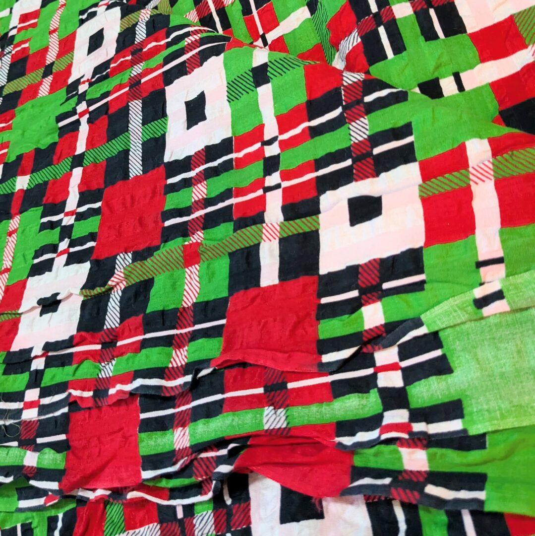 Vintage Green & Red Check Cotton Seersucker (85cm x 200cm)