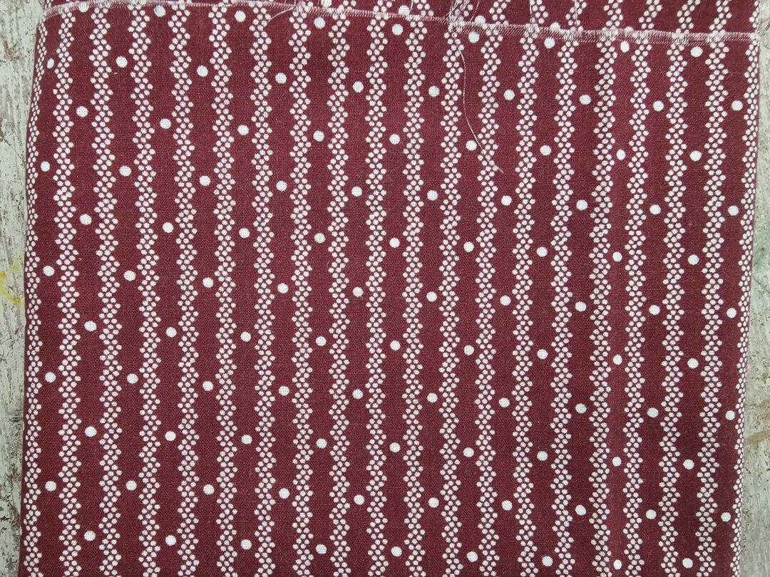 Burgundy Geometric Quilting Cotton (114cm x 35cm)