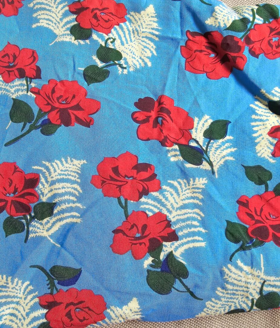 Floral Rayon (140cm x 69cm)
