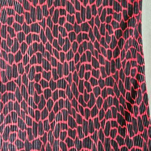 Black & Red Abstract Pleated Dress Fabric (140cm x 115cm)