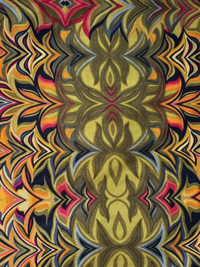 'Symmetry' by Paula Nadelstern for Benatrex Quilting Cotton. (106cm x 196cm)