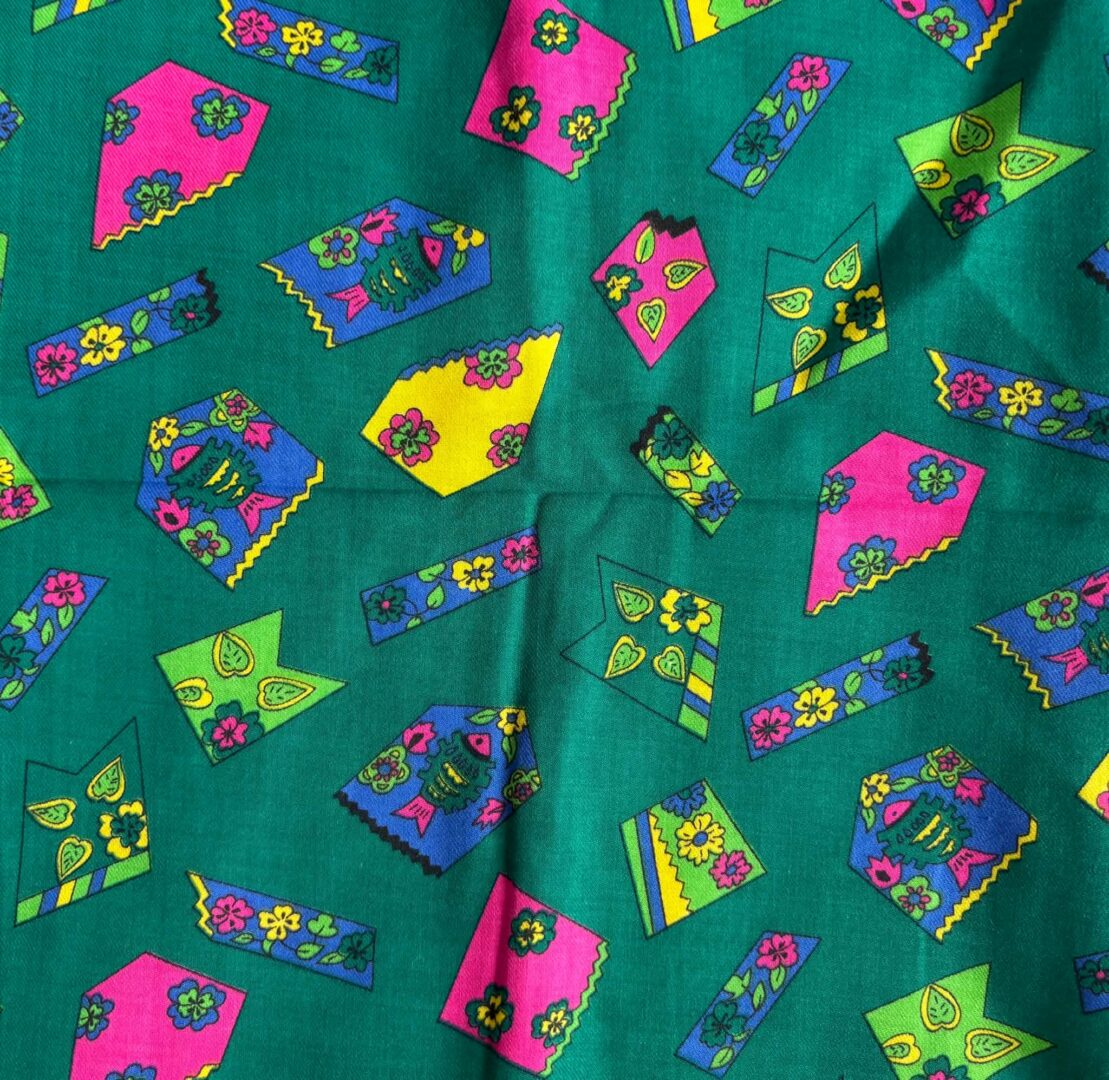 Green Floating Flags Poly Cotton Twill (114cm x 200cm)